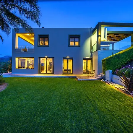 Mythic Olive - Heated Pool - Amazing View Villa